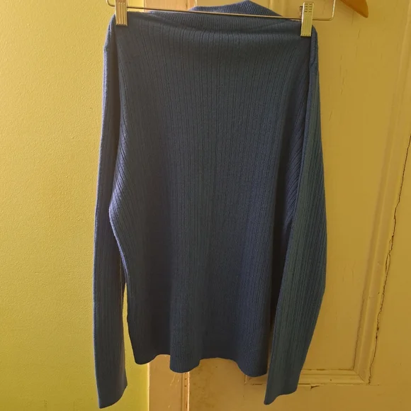Allison Daley Sweater - Picture 7 of 10